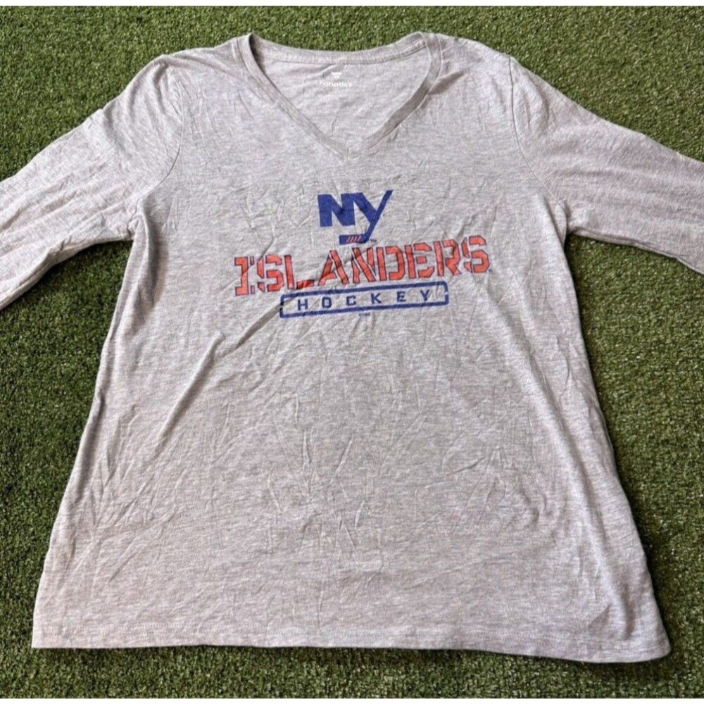 New York Islanders Women’s Tee Shirt Fanatics Medium Gray NWOT